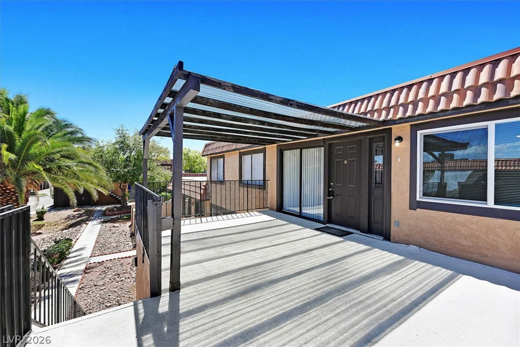 301 Misty Isle, Las Vegas, NV 89107