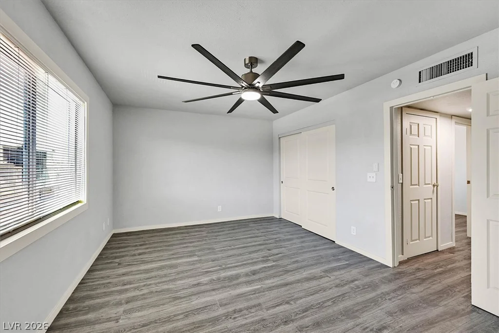 301 Misty Isle, Las Vegas, NV 89107