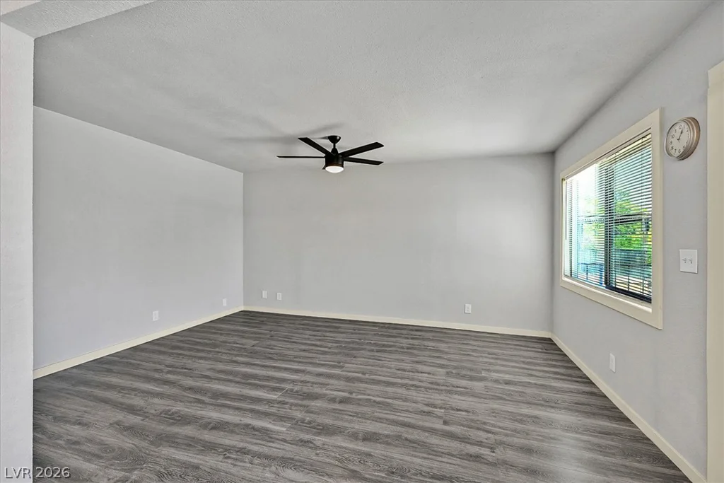 301 Misty Isle, Las Vegas, NV 89107