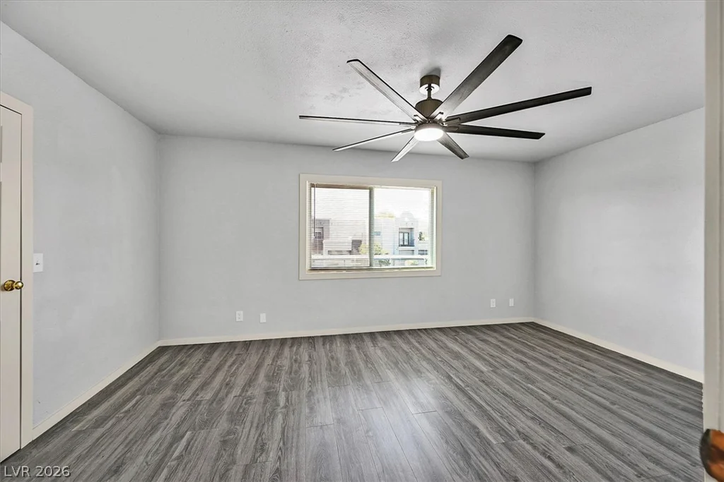 301 Misty Isle, Las Vegas, NV 89107