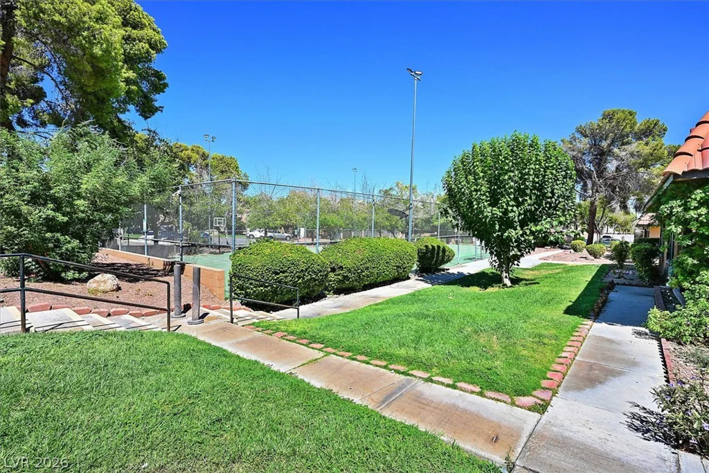 301 Misty Isle, Las Vegas, NV 89107