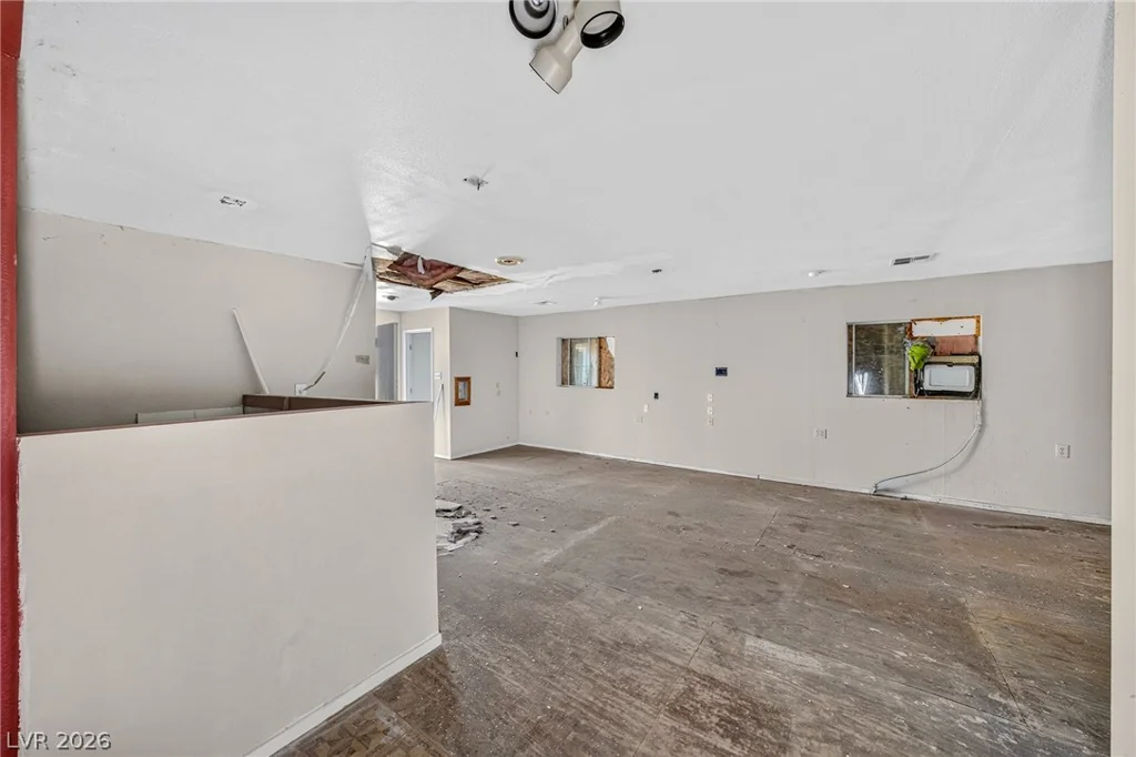 1611 Irons, Pahrump, NV 89048