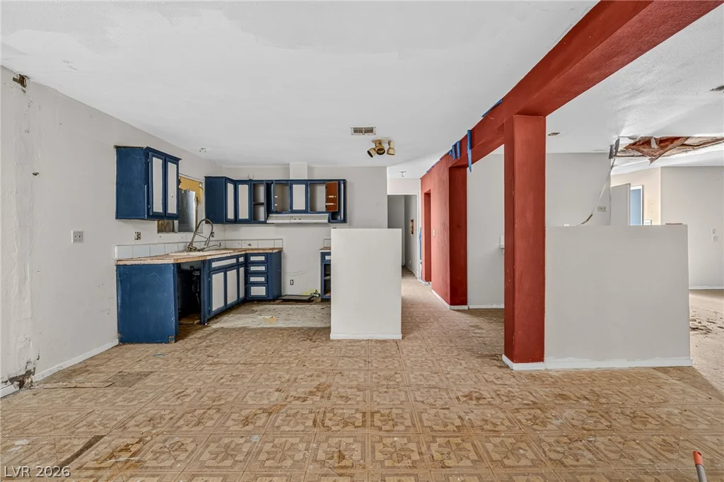 1611 Irons, Pahrump, NV 89048
