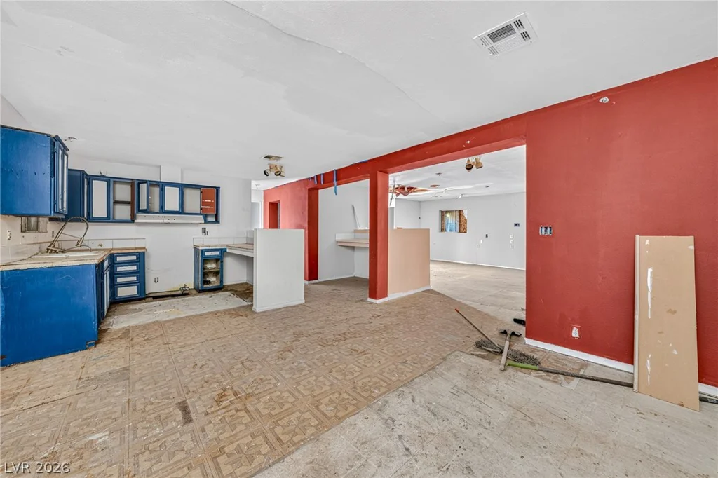 1611 Irons, Pahrump, NV 89048
