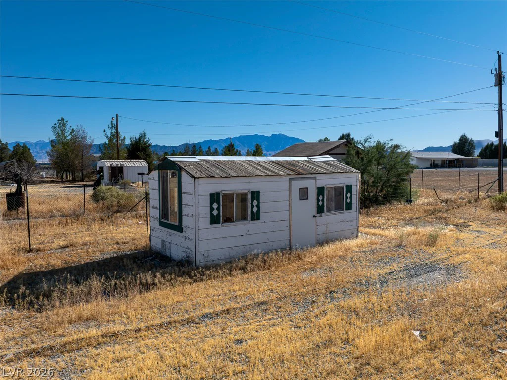 1611 Irons, Pahrump, NV 89048