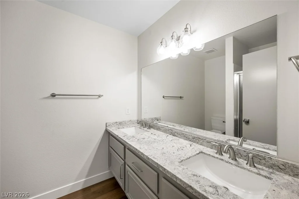 6733 Evanston, Las Vegas, NV 89108