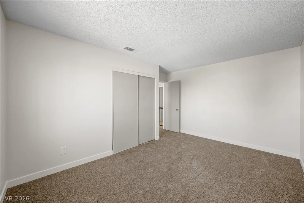6733 Evanston, Las Vegas, NV 89108