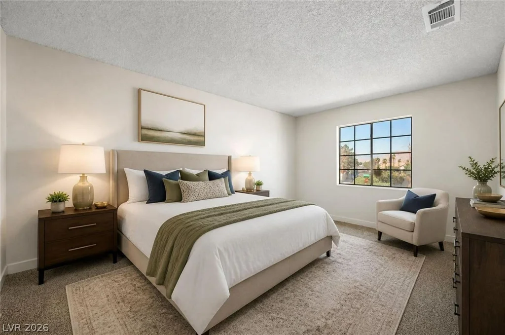 6733 Evanston, Las Vegas, NV 89108
