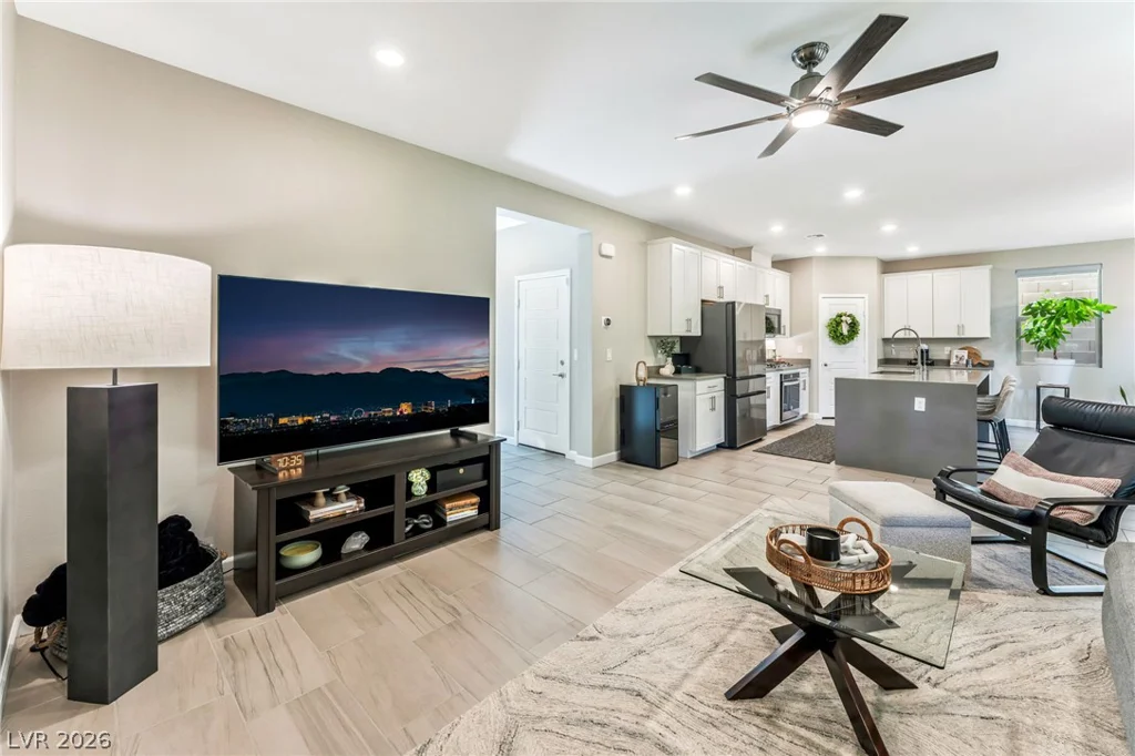 848 Riverlawn, Las Vegas, NV 89138