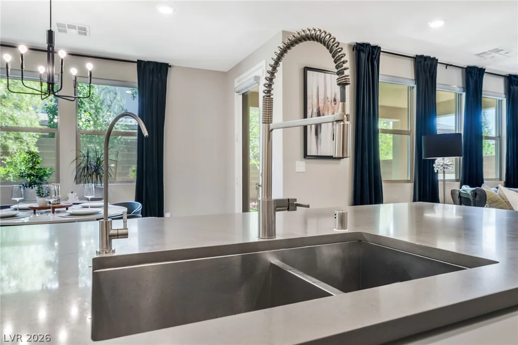 848 Riverlawn, Las Vegas, NV 89138