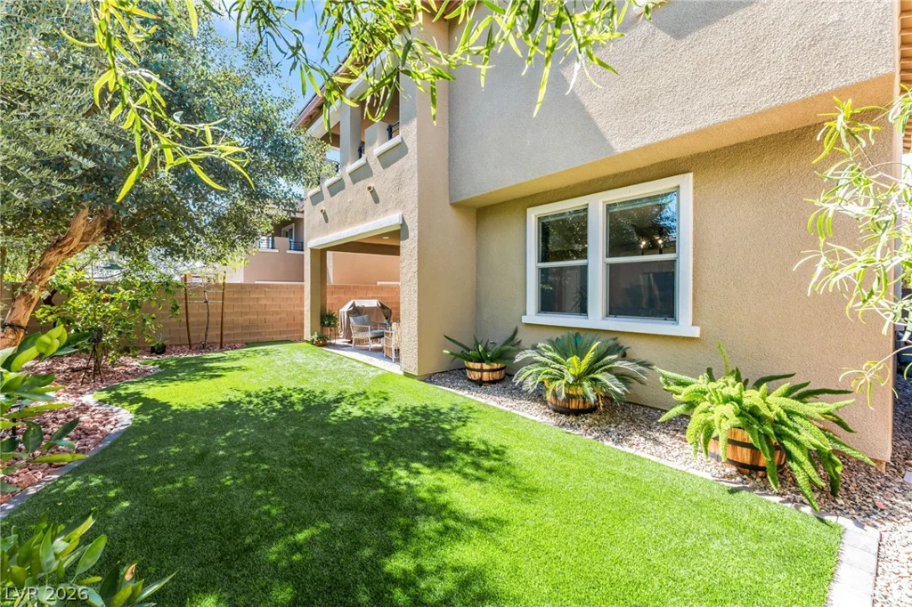 848 Riverlawn, Las Vegas, NV 89138