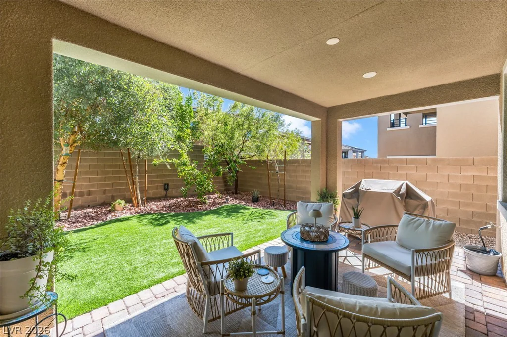 848 Riverlawn, Las Vegas, NV 89138