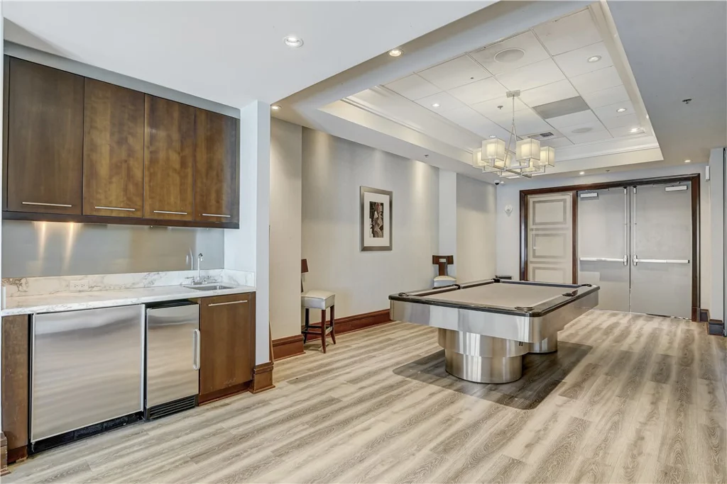 2700 Las Vegas, Las Vegas, NV 89109