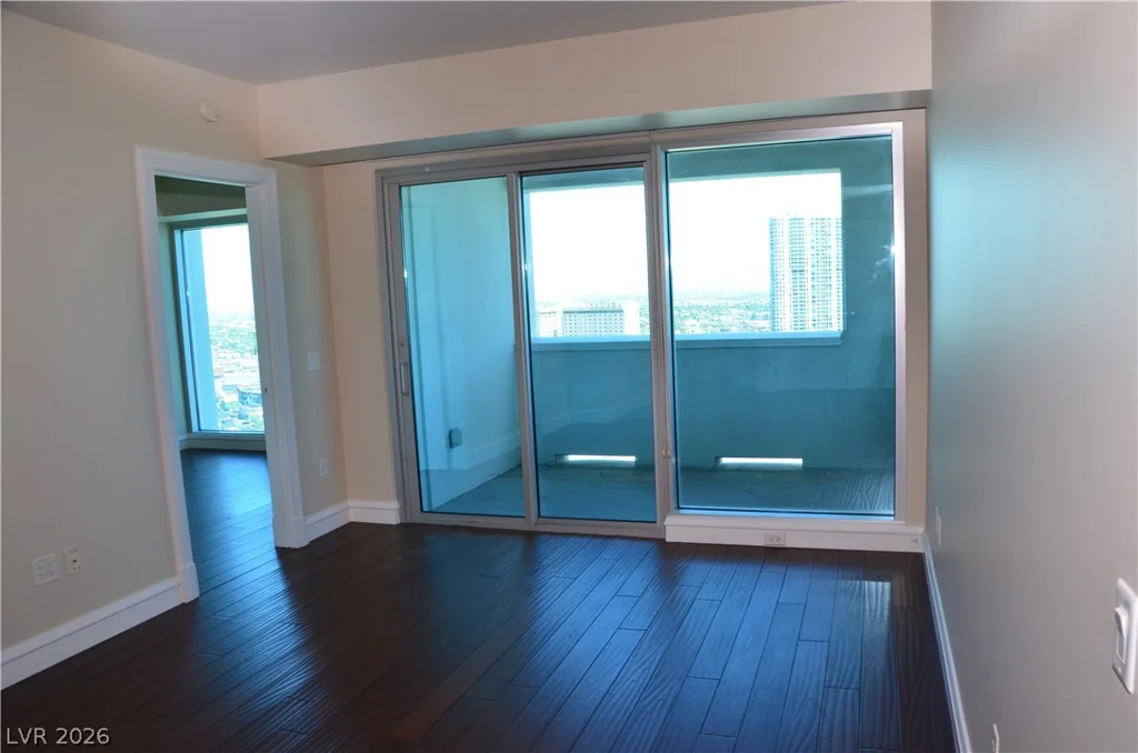 2700 Las Vegas, Las Vegas, NV 89109