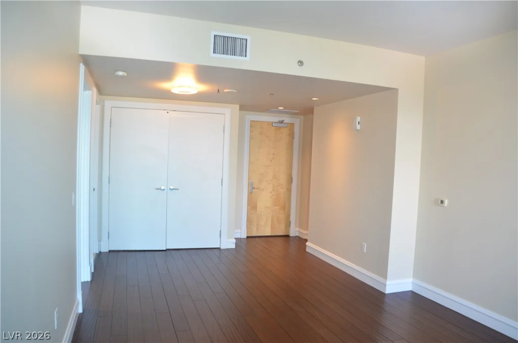 2700 Las Vegas, Las Vegas, NV 89109