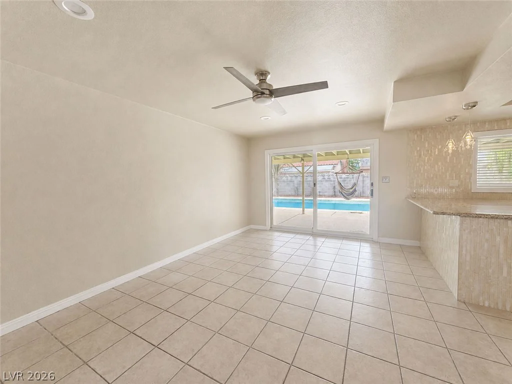 1827 NAVARRE, Henderson, NV 89014