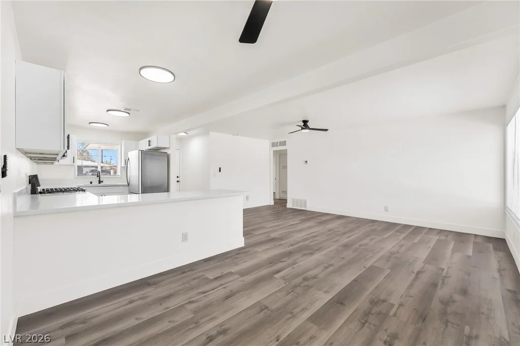 2204 Dune, Las Vegas, NV 89106