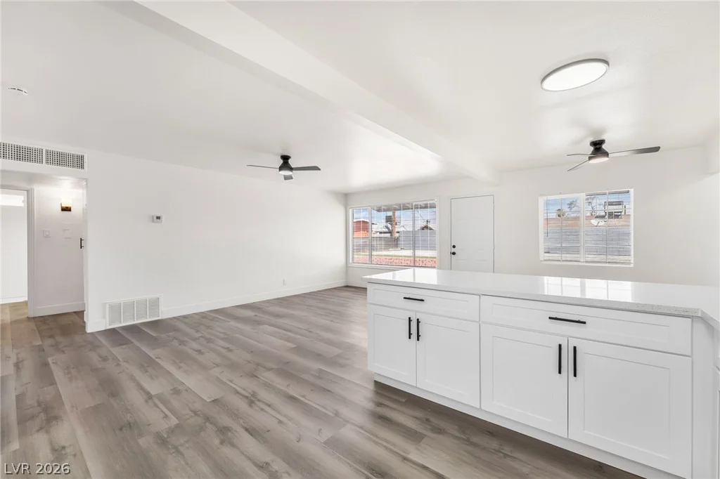 2204 Dune, Las Vegas, NV 89106