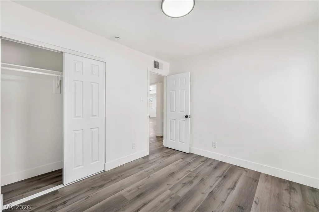2204 Dune, Las Vegas, NV 89106