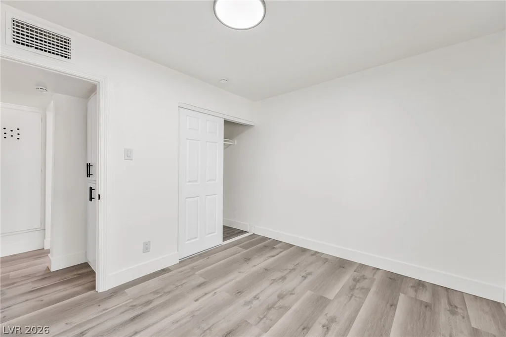 2204 Dune, Las Vegas, NV 89106