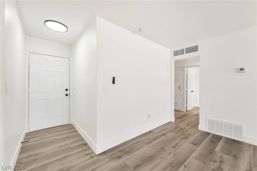 2204 Dune, Las Vegas, NV 89106