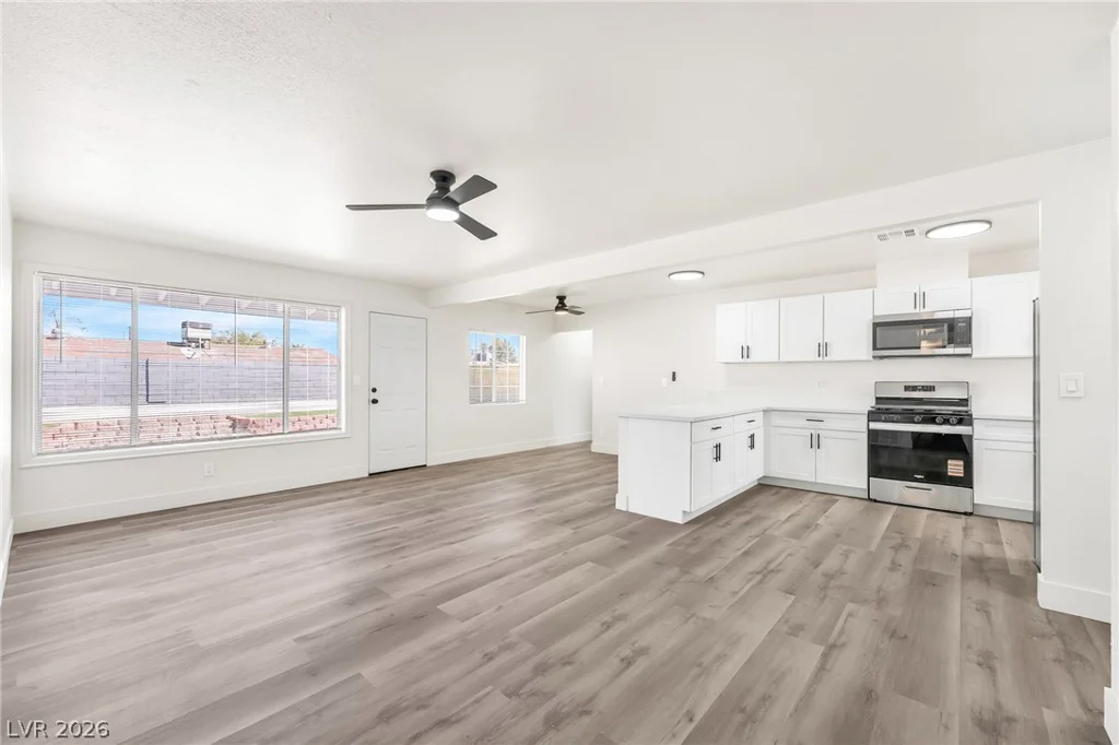 2204 Dune, Las Vegas, NV 89106