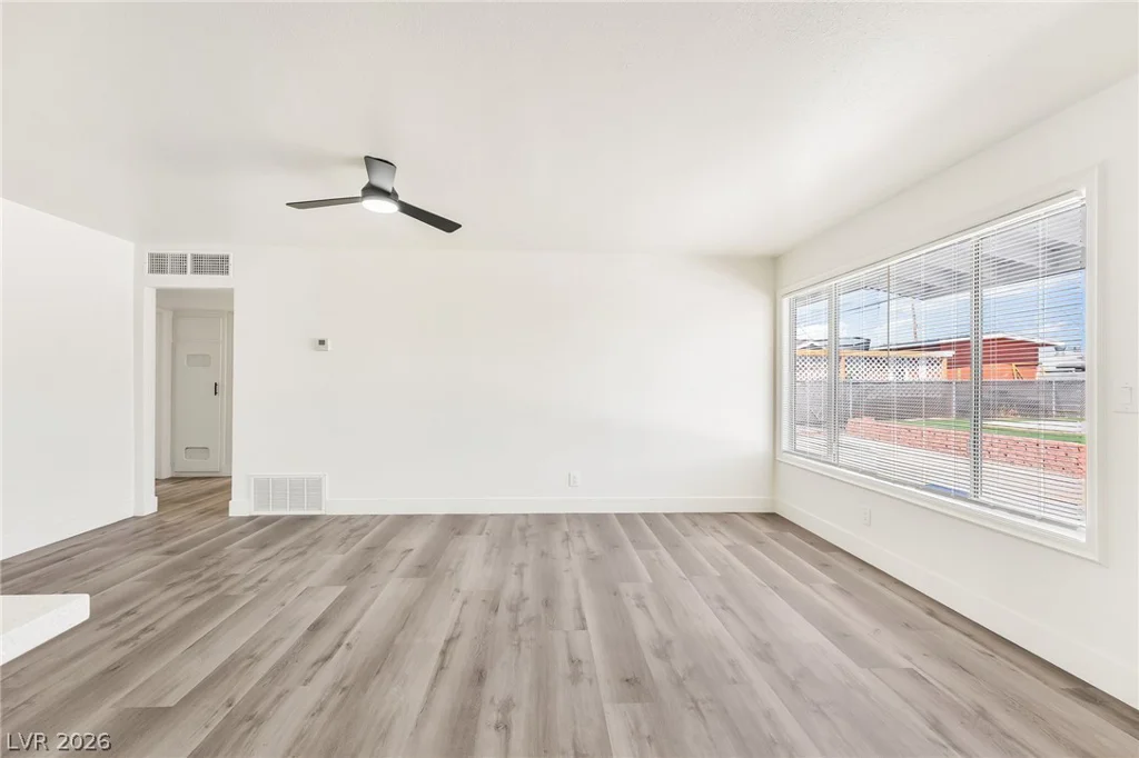 2204 Dune, Las Vegas, NV 89106