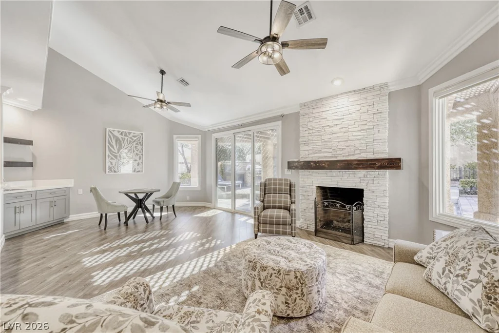 7607 Boca Raton, Las Vegas, NV 89113