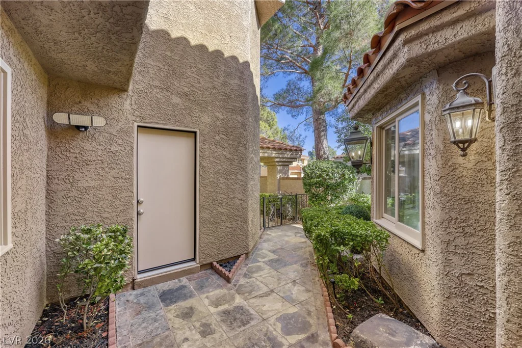 7607 Boca Raton, Las Vegas, NV 89113