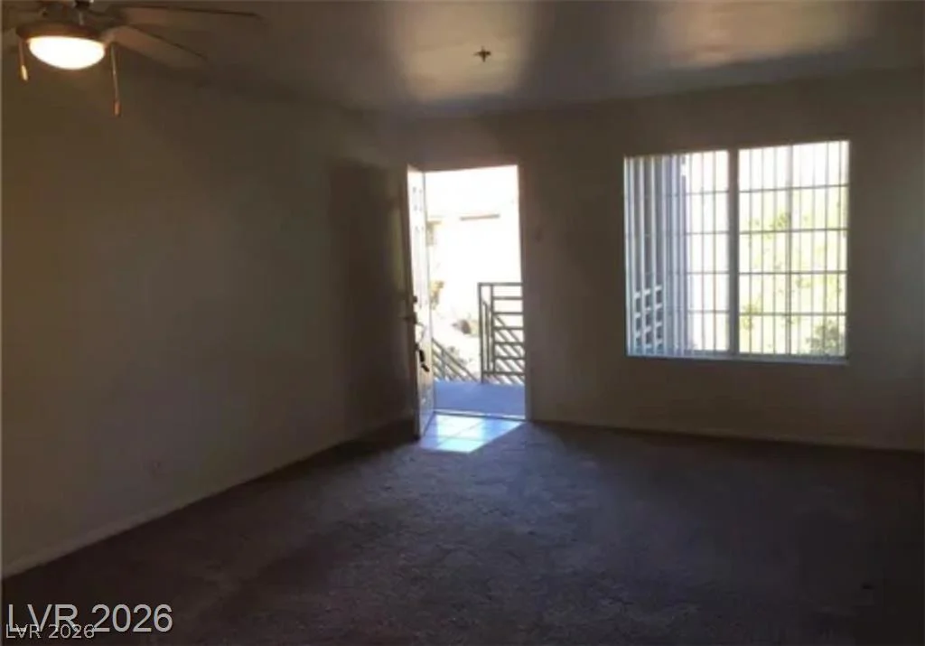 7720 Secret Shore, Las Vegas, NV 89128