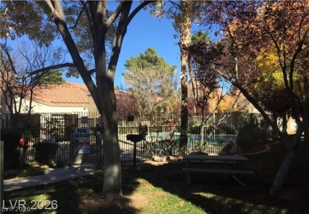7720 Secret Shore, Las Vegas, NV 89128