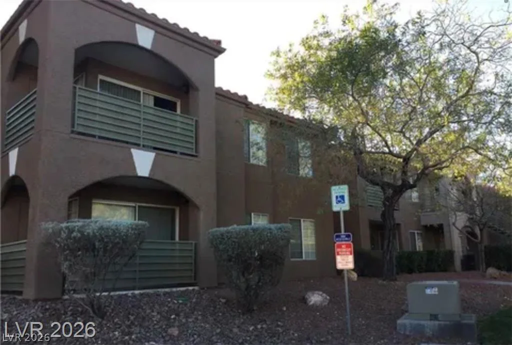 7720 Secret Shore, Las Vegas, NV 89128