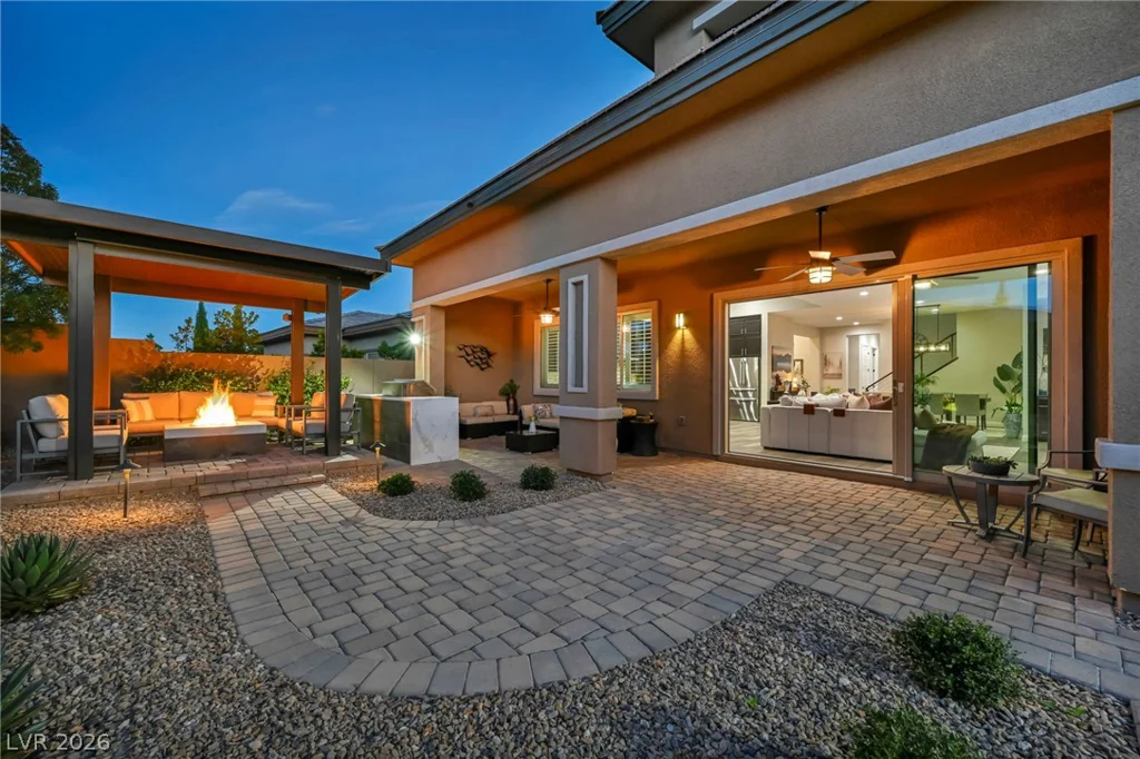 12390 Tudor Arch, Las Vegas, NV 89138
