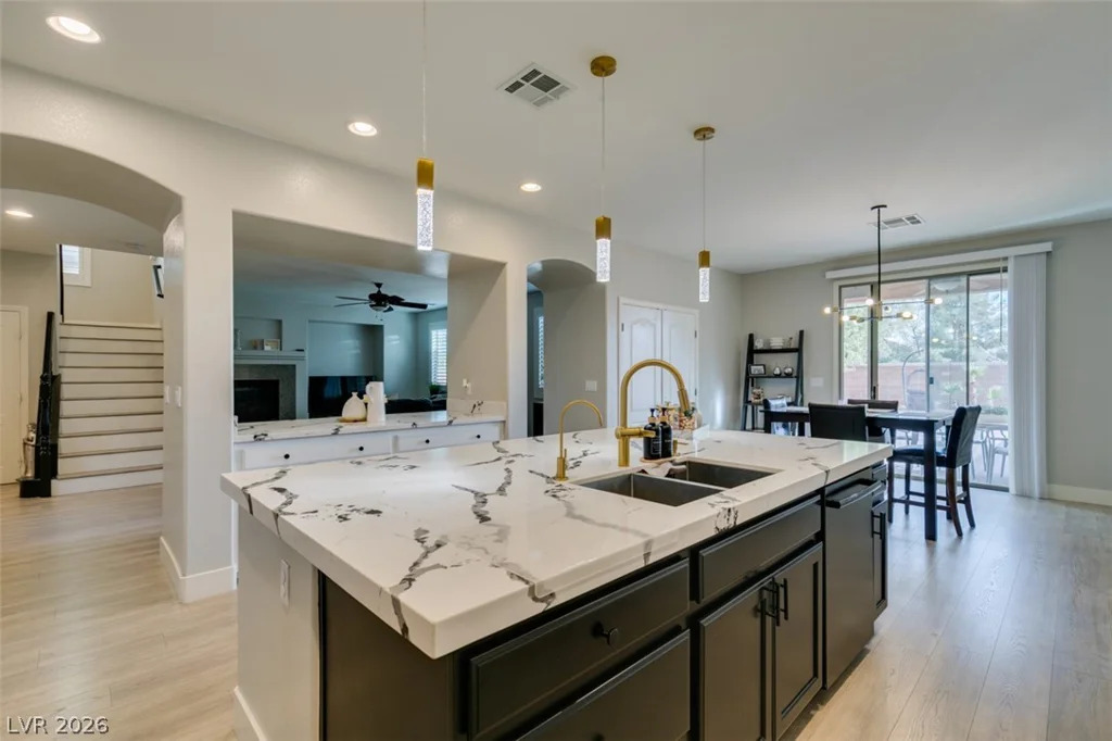 3829 Hawkeye Falls, North Las Vegas, NV 89085