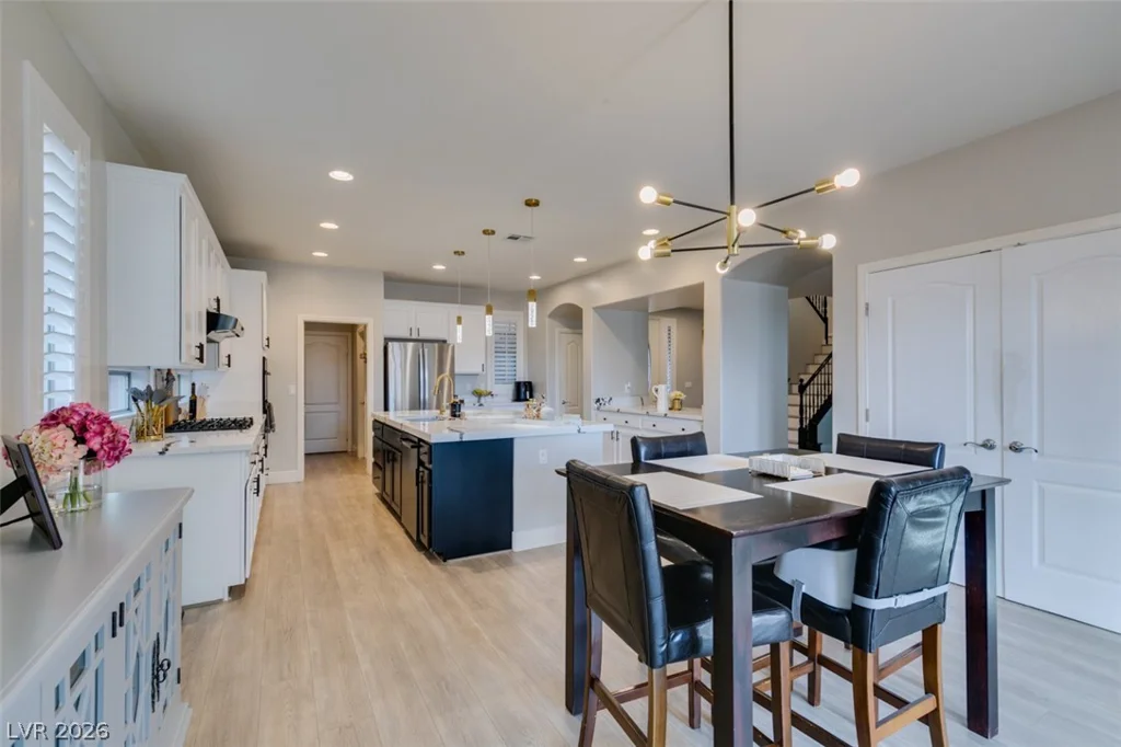 3829 Hawkeye Falls, North Las Vegas, NV 89085