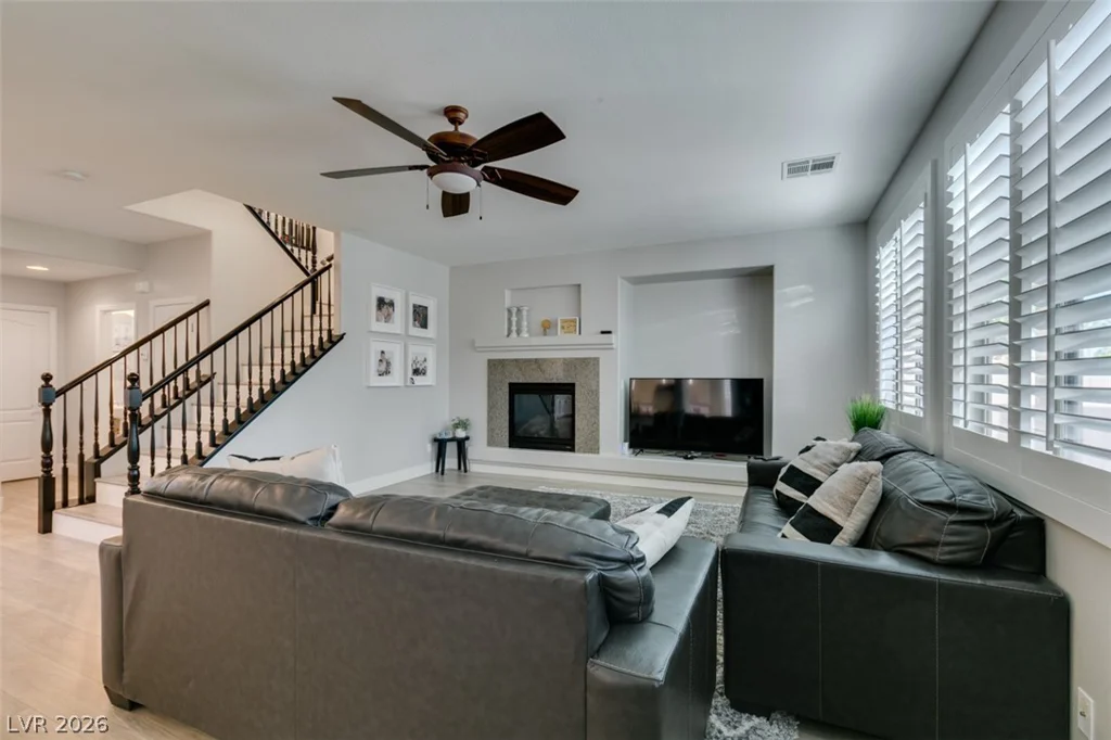 3829 Hawkeye Falls, North Las Vegas, NV 89085