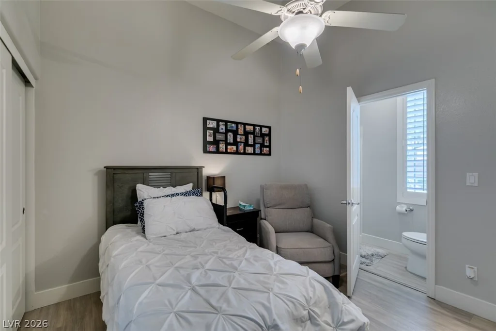 3829 Hawkeye Falls, North Las Vegas, NV 89085