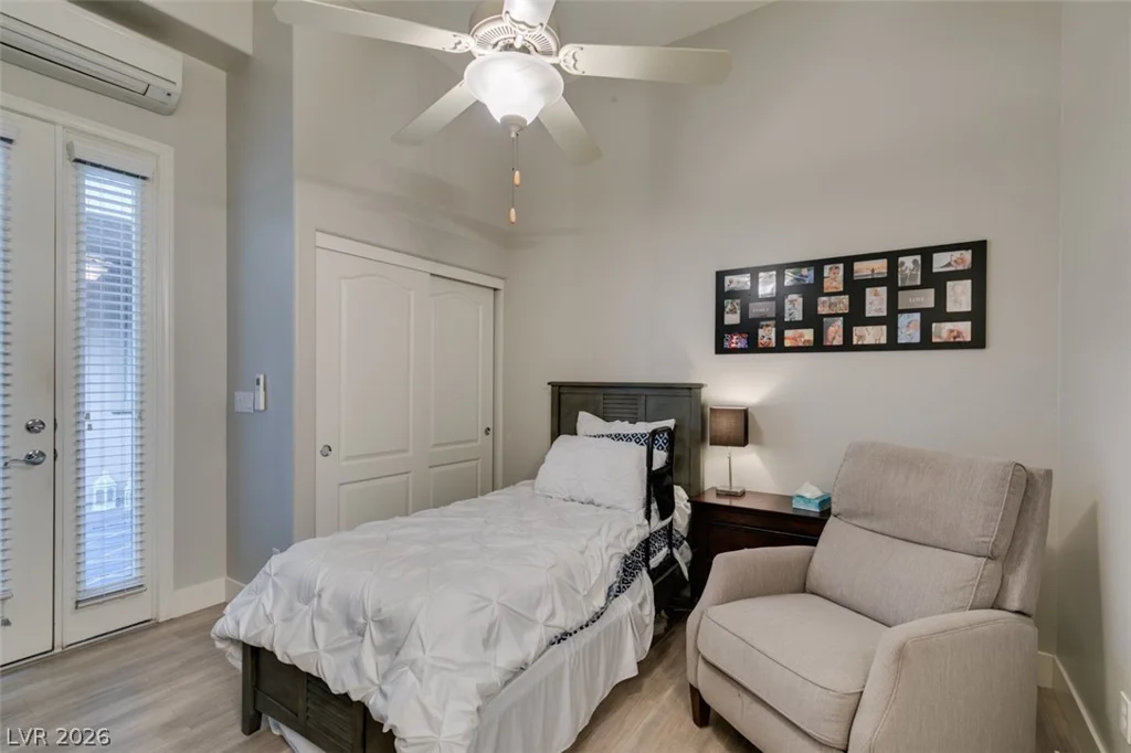 3829 Hawkeye Falls, North Las Vegas, NV 89085