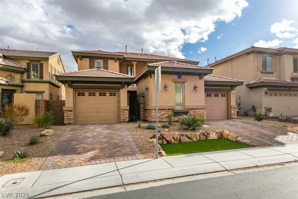 3829 Hawkeye Falls, North Las Vegas, NV 89085