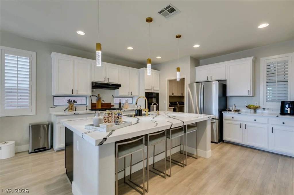 3829 Hawkeye Falls, North Las Vegas, NV 89085