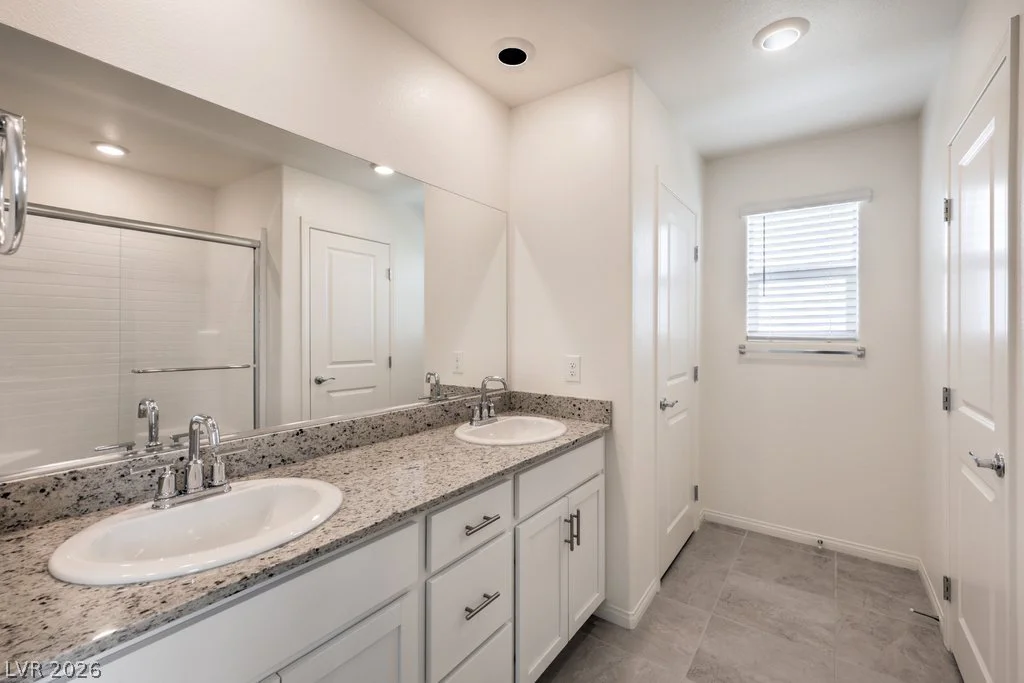 10915 Bristol Park, Las Vegas, NV 89166