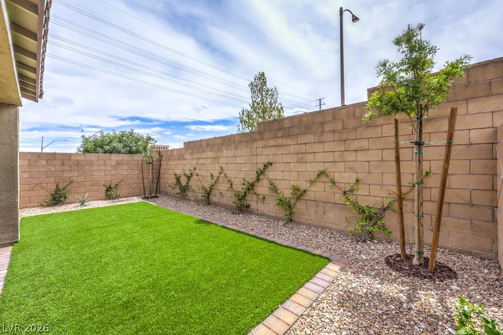 10915 Bristol Park, Las Vegas, NV 89166