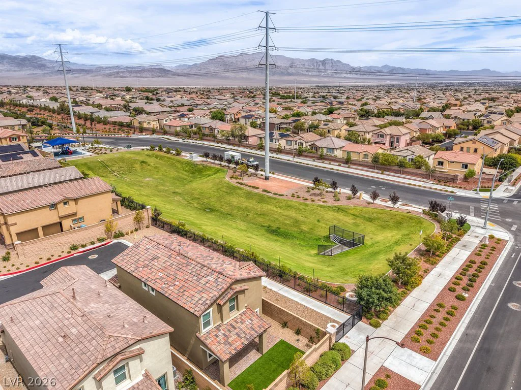 10915 Bristol Park, Las Vegas, NV 89166