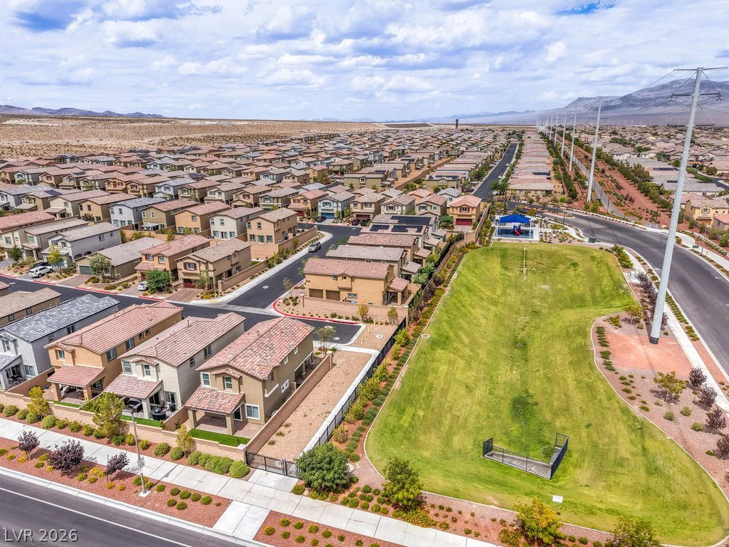 10915 Bristol Park, Las Vegas, NV 89166