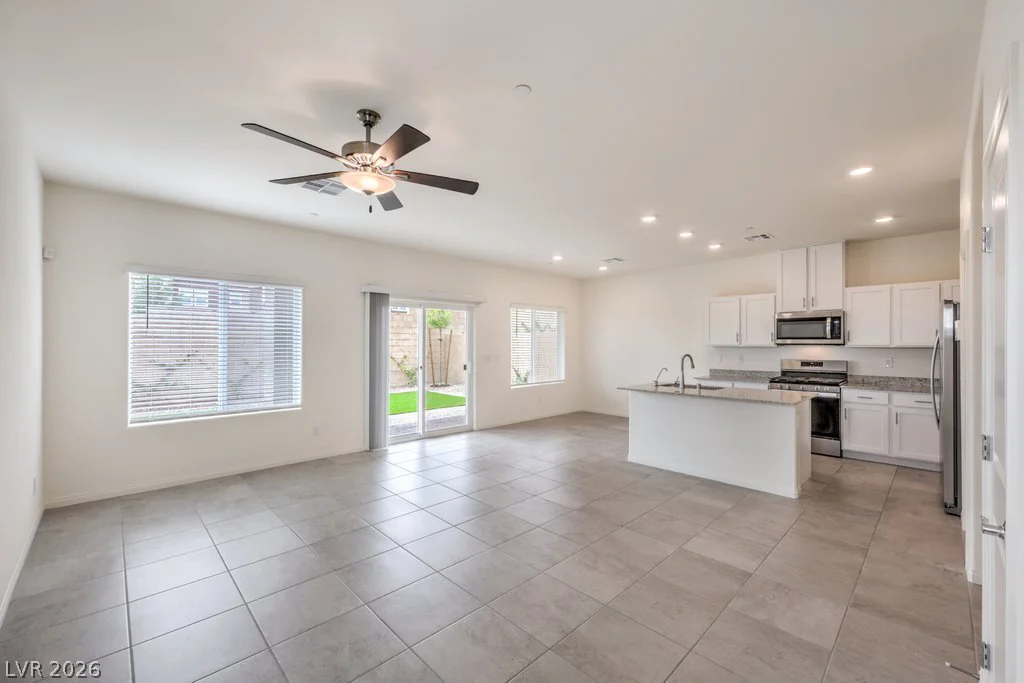 10915 Bristol Park, Las Vegas, NV 89166