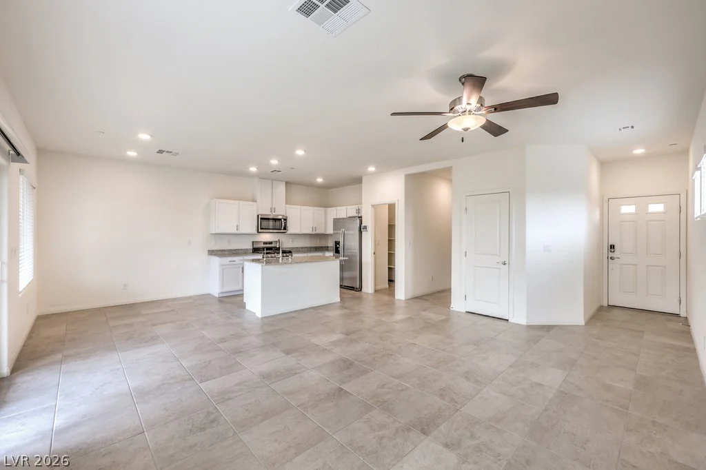 10915 Bristol Park, Las Vegas, NV 89166