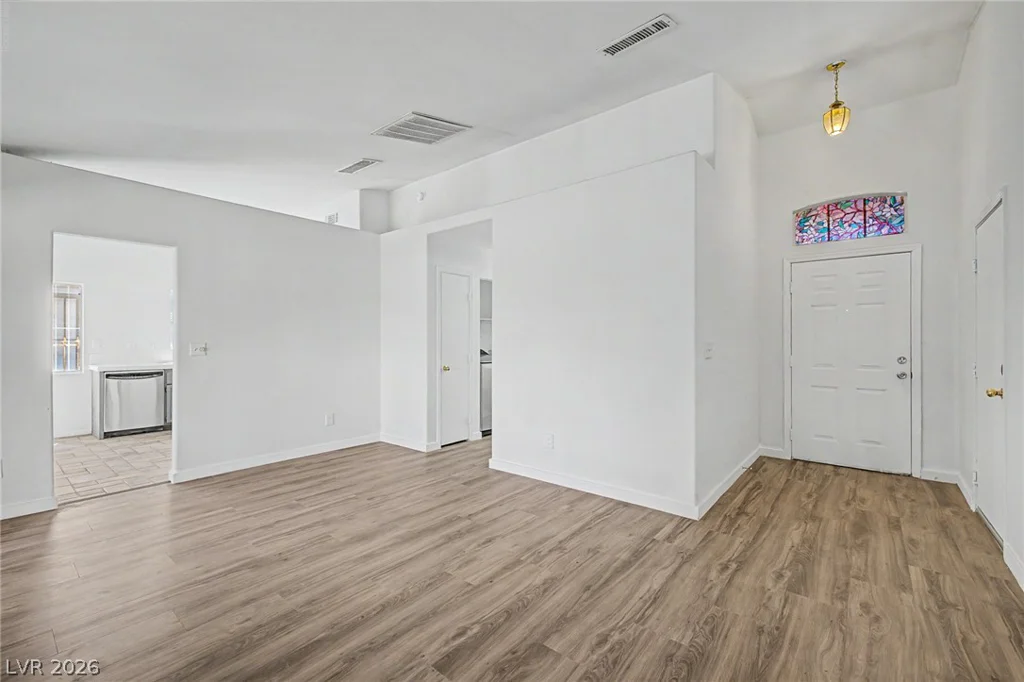 1704 Crystal Chimes, Las Vegas, NV 89106