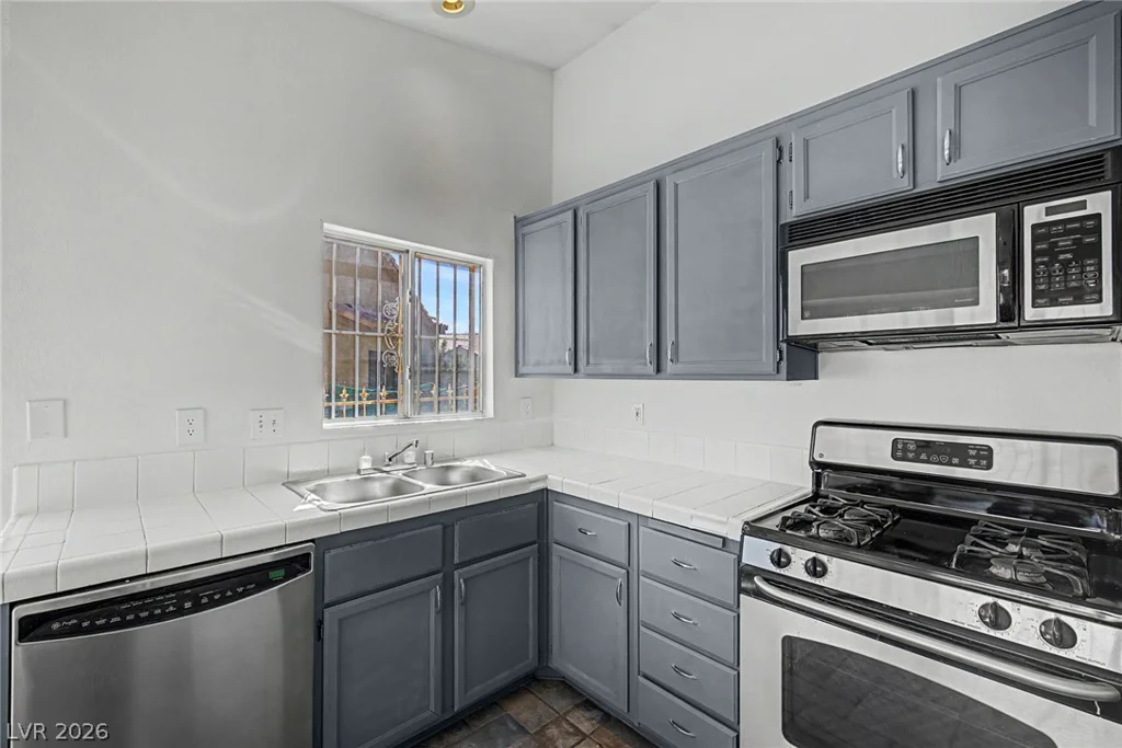 1704 Crystal Chimes, Las Vegas, NV 89106