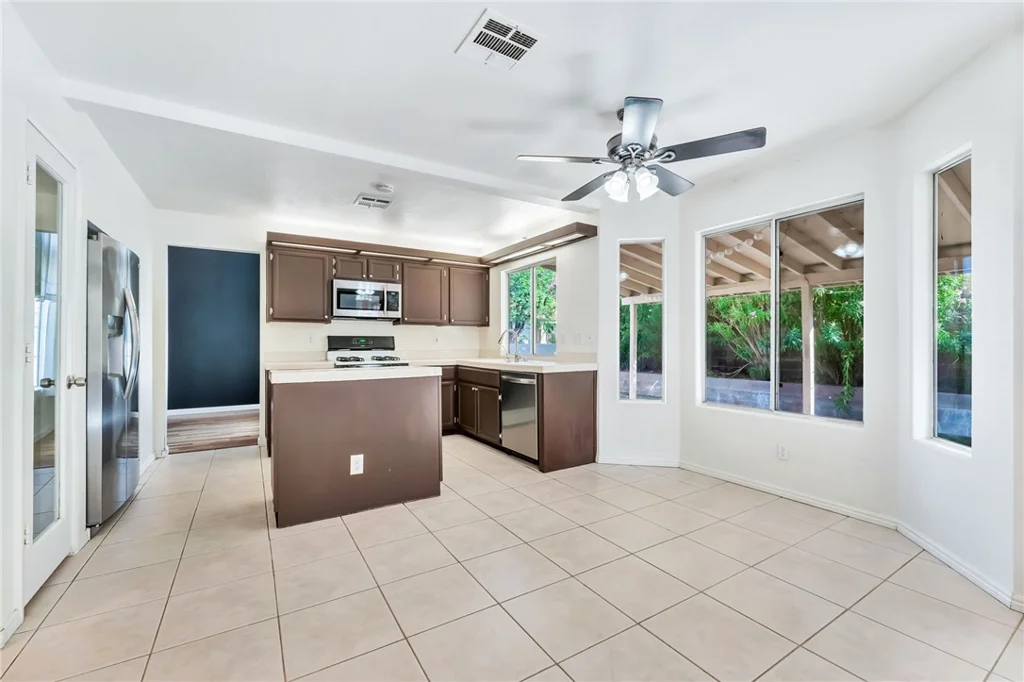 1402 Rim Fire, Henderson, NV 89014
