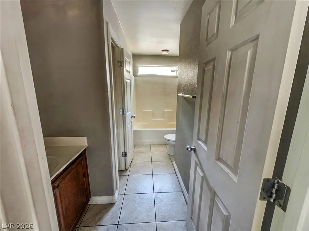 11011 Cusak Close, Las Vegas, NV 89179